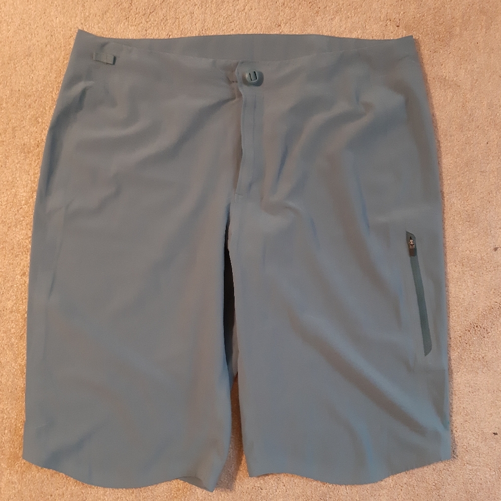 Patagonia women’s Light Blue mountain bike shorts